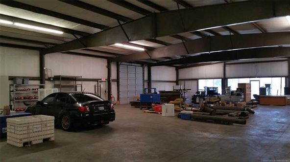 12204 E Admiral Pl, Tulsa, OK 74116